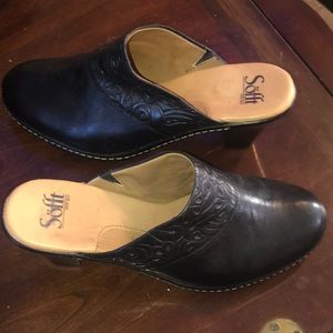 Black sofft slip on shoe
